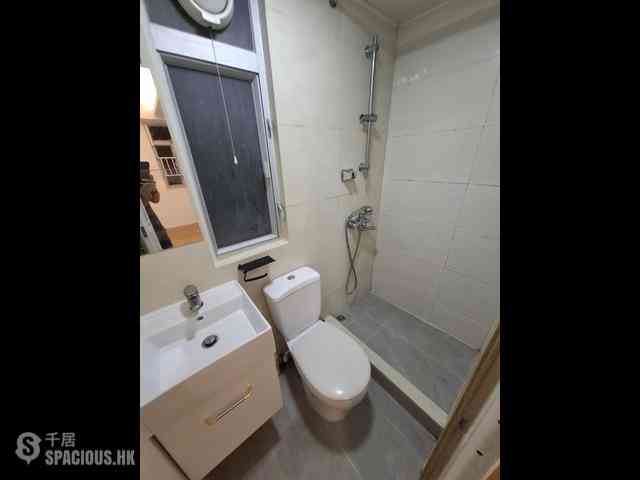 Wan Chai - Hay Wah Building Block B 03