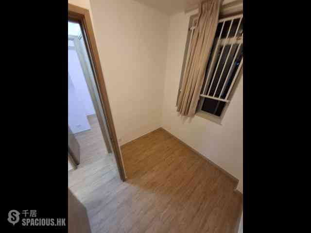 Wan Chai - Hay Wah Building Block B 05
