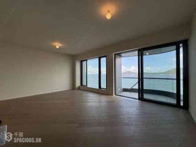 Ap Lei Chau - The Corniche Tower 1 02