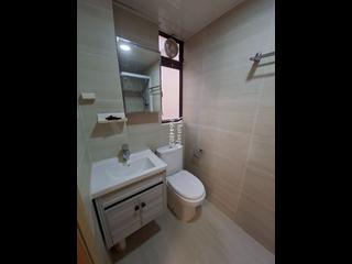 Central - 14, Gage Street 18
