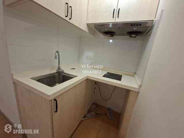 Central - 14, Gage Street 04