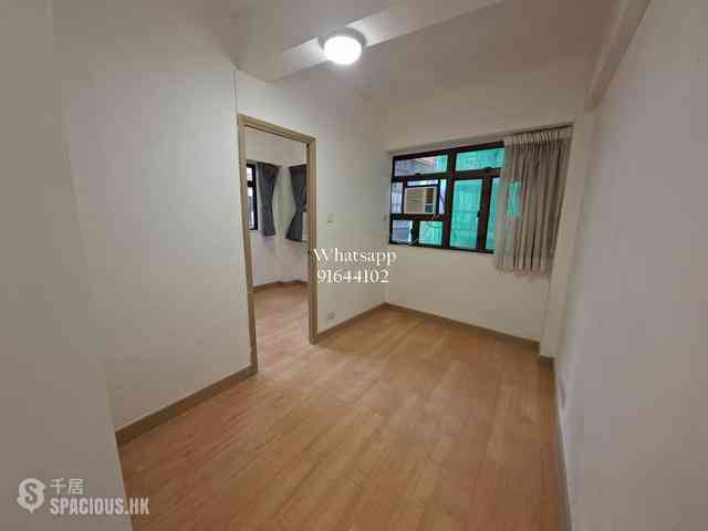 Central - 14, Gage Street 02