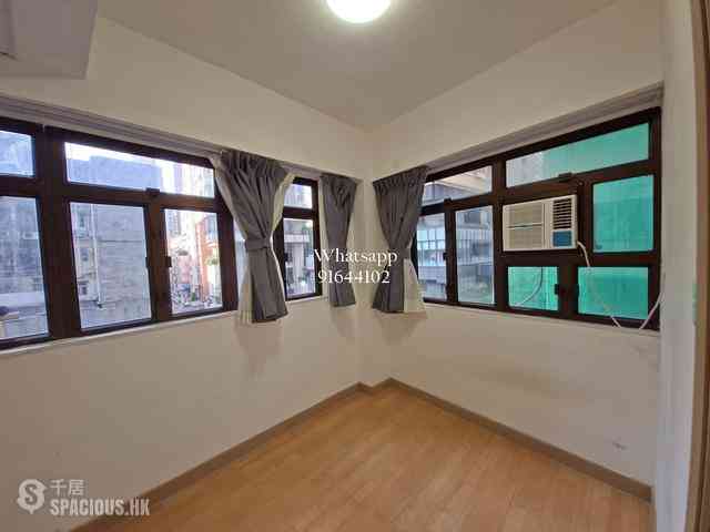 Central - 14, Gage Street 12