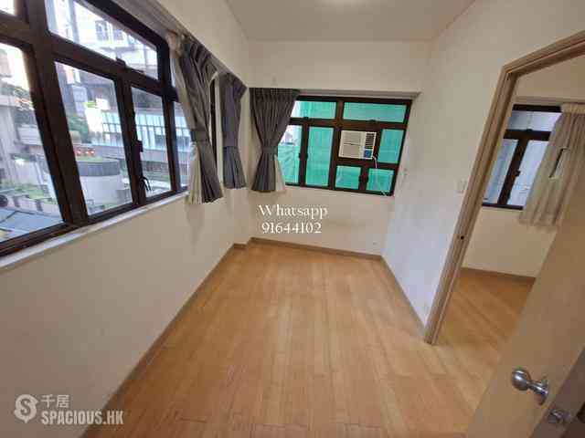 Central - 14, Gage Street 11