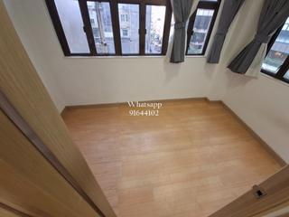 Central - 14, Gage Street 03