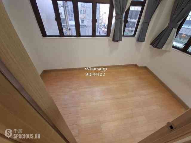Central - 14, Gage Street 03