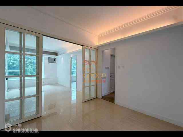 Mid Levels Central - Hillsborough Court 02