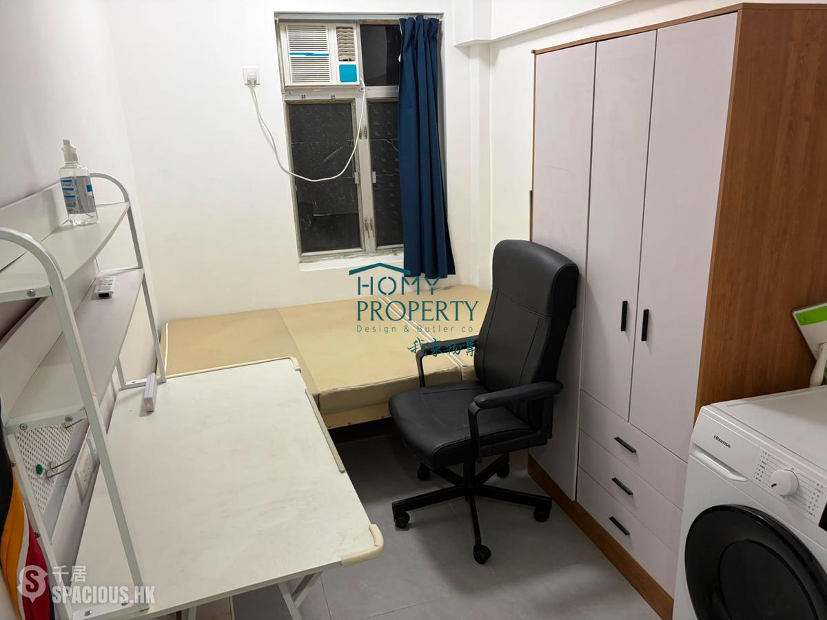 Sai Ying Pun - 201, Des Voeux Road West 01