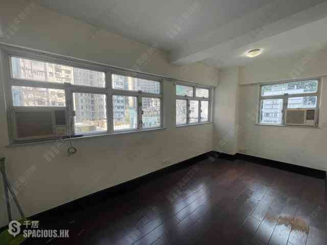 Soho - Winly Building 05
