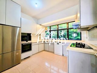 Repulse Bay - Burnside Estate 10