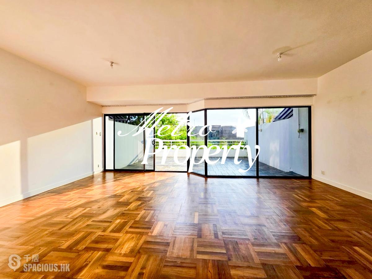 Repulse Bay - Burnside Estate 01