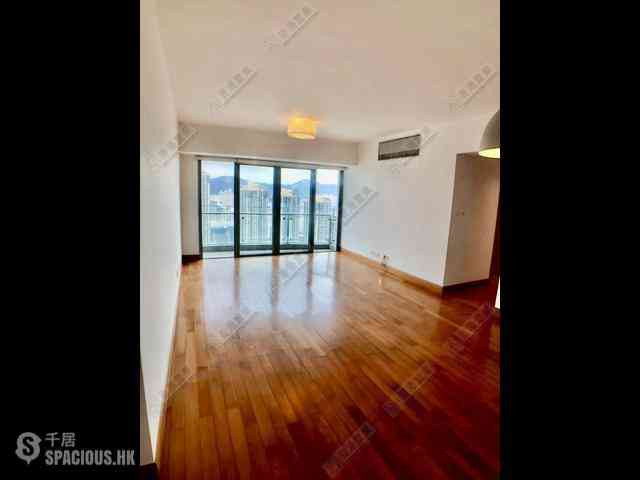 West Kowloon - The Harbourside 01