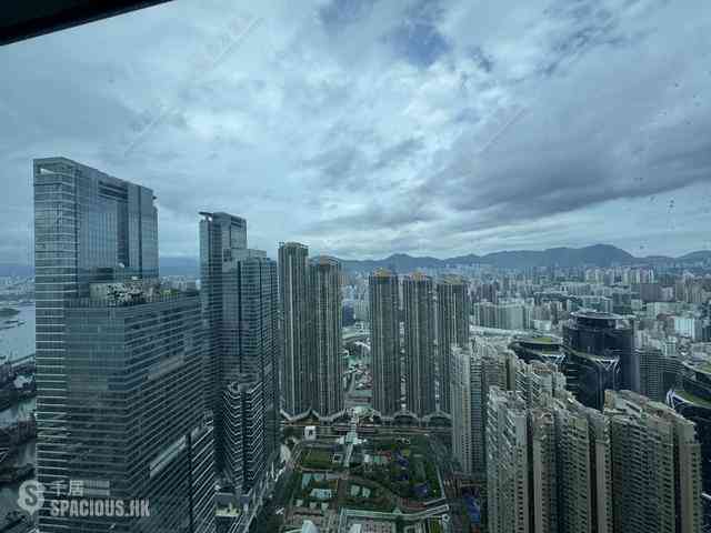 West Kowloon - The Harbourside 06