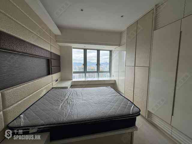 West Kowloon - The Harbourside 07