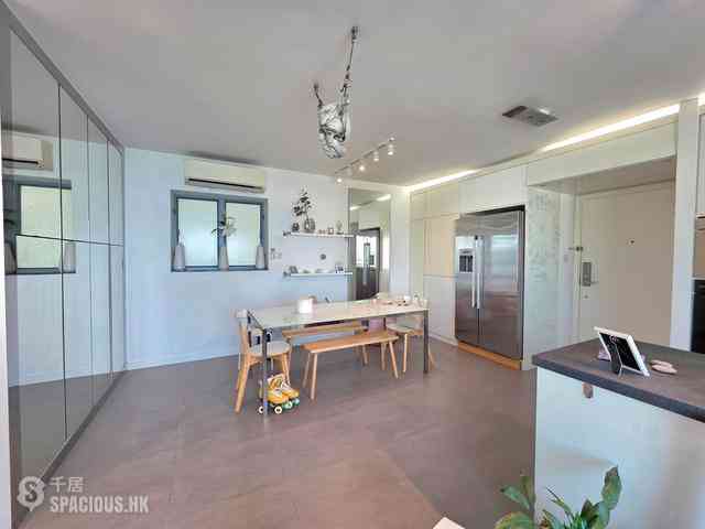 Tung Chung - Seaview Crescent Block 3 03