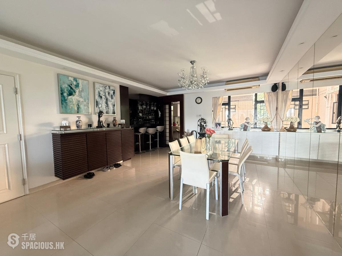 Pok Fu Lam - Baguio Villa 01