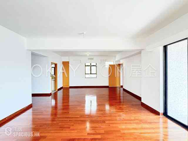 Ho Man Tin - The Crescent 01
