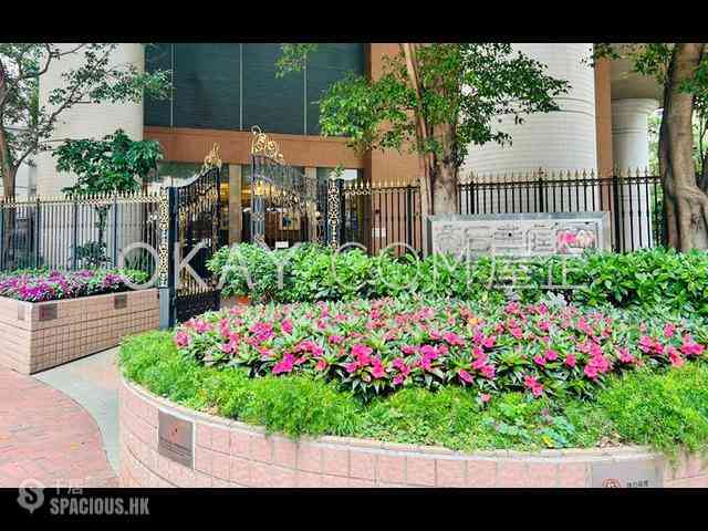 Sheung Wan - Queen's Terrace Block 3 08