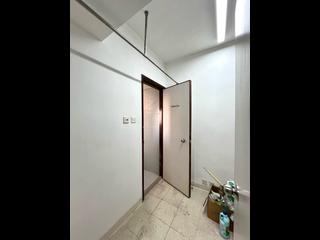Mid Levels Central - Tregunter Tower 3 11
