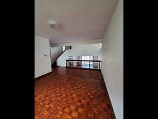 Mid Levels Central - May Tower Block 1 09