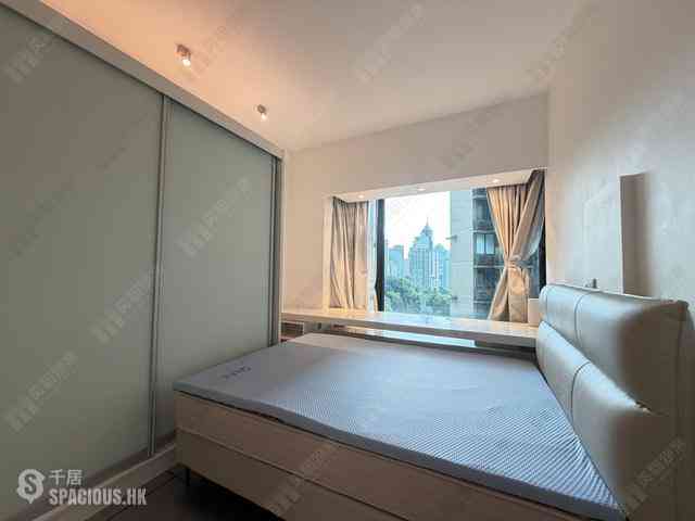 Mid Levels Central - 11, Macdonnell Road 05