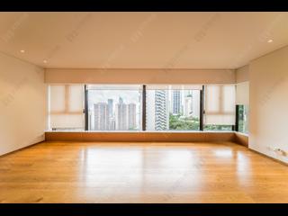 Mid Levels Central - Tavistock II 04