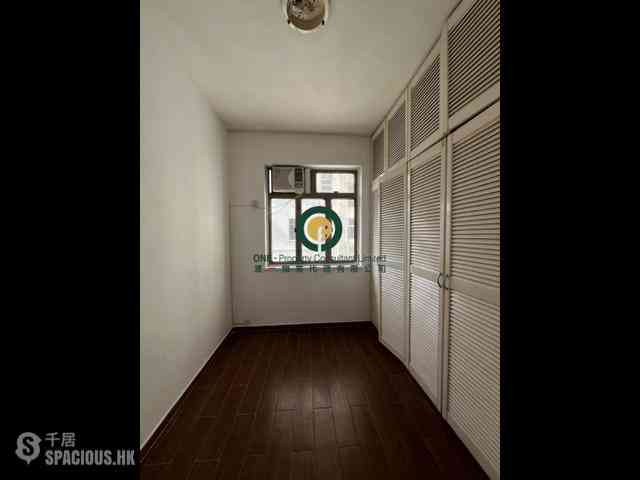 Pok Fu Lam - Four Winds Apartment 06