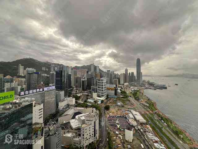 Wan Chai - Convention Plaza Apartments 04