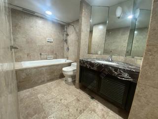 Wan Chai - Convention Plaza Apartments 07