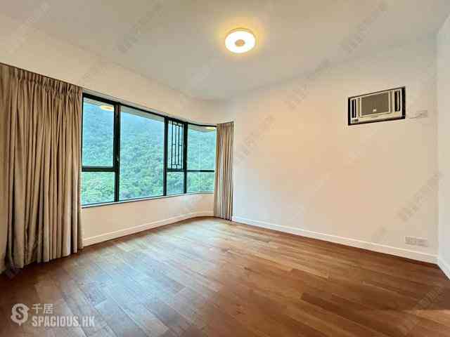 Mid Levels Central - Hillsborough Court 02