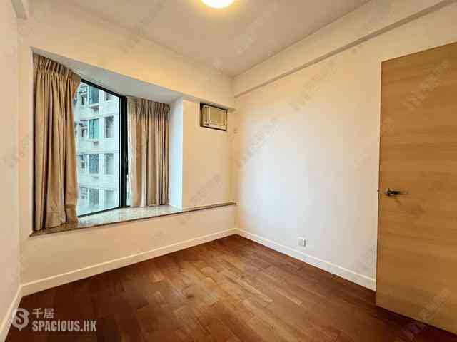 Mid Levels Central - Hillsborough Court 04