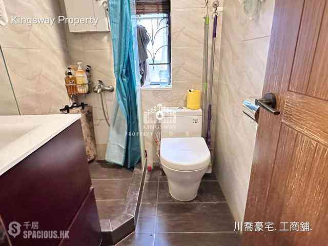 Mid Levels Central - Ying Fai Court 05