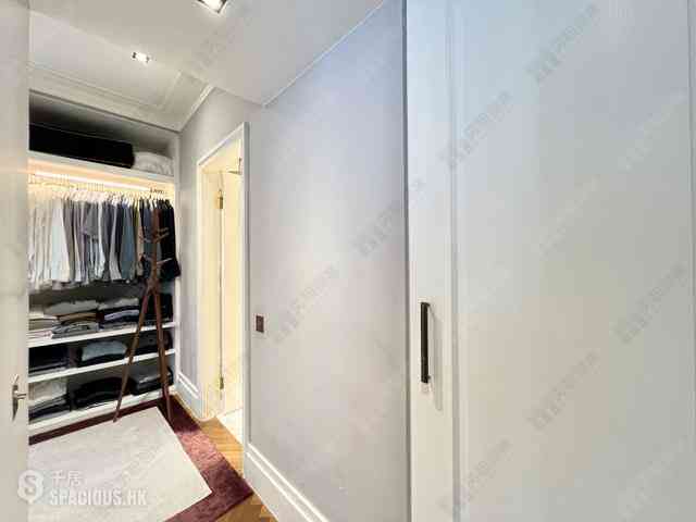 Mid Levels Central - Grenville House 48