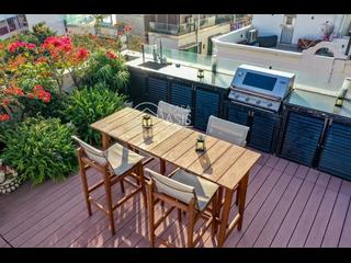 Pok Fu Lam - 18-22, Crown Terrace 02