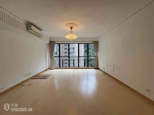 Mid Levels Central - Clovelly Court 02
