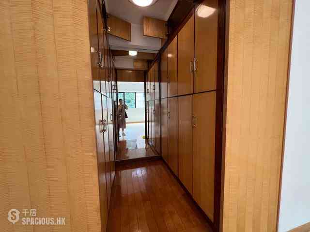 Mid Levels Central - Clovelly Court 10