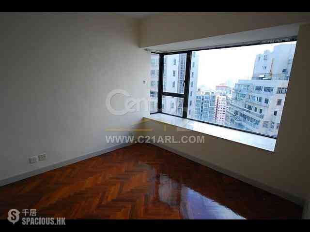 Mid Levels Central - 62B, Robinson Road 01