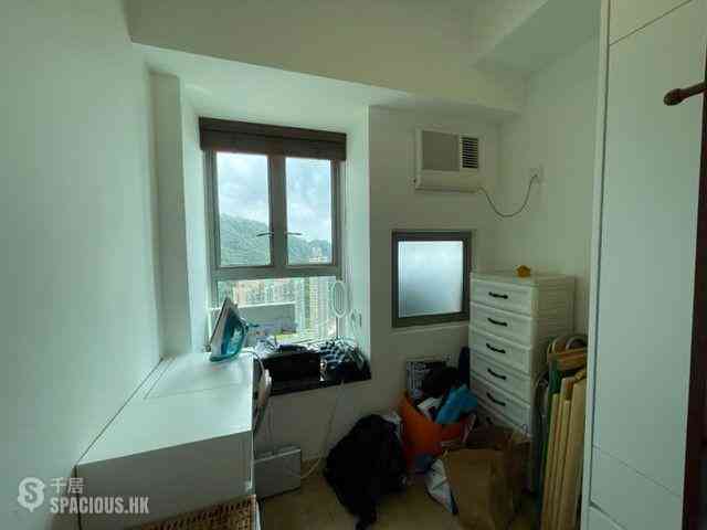 Kennedy Town - The Merton Tower 1 05