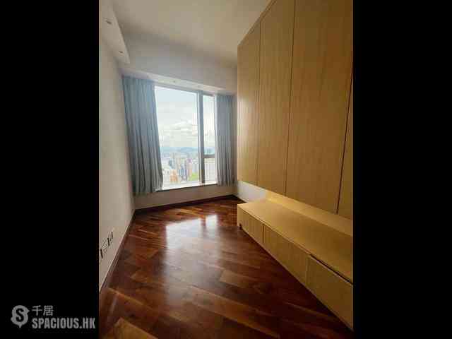 Tai Hang - The Signature 12