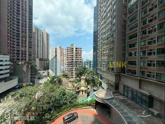 Mid Levels Central - Robinson Place Block 2 05