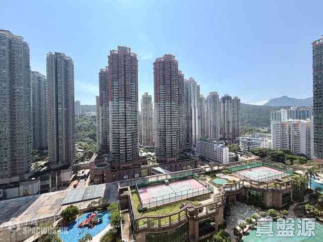 Tseung Kwan O - The Metro City Phase 2 Block 6 02