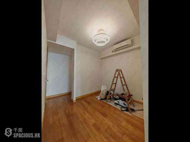 Wong Chuk Hang - Marinella Block 6 10