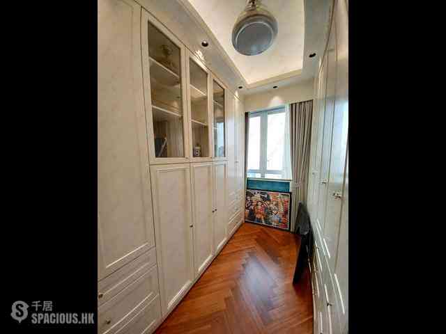 Wong Chuk Hang - Marinella Block 2 09