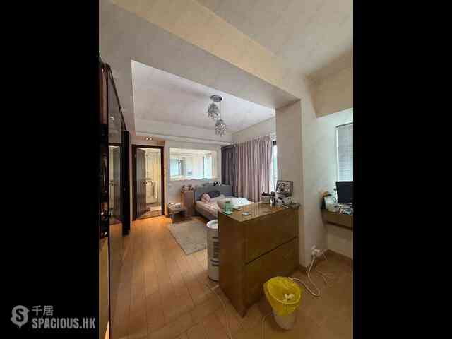 Sai Ying Pun - The Babington 05