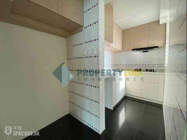 Kennedy Town - The Merton 04