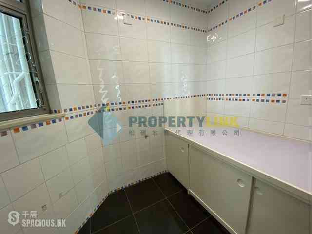 Kennedy Town - The Merton 05