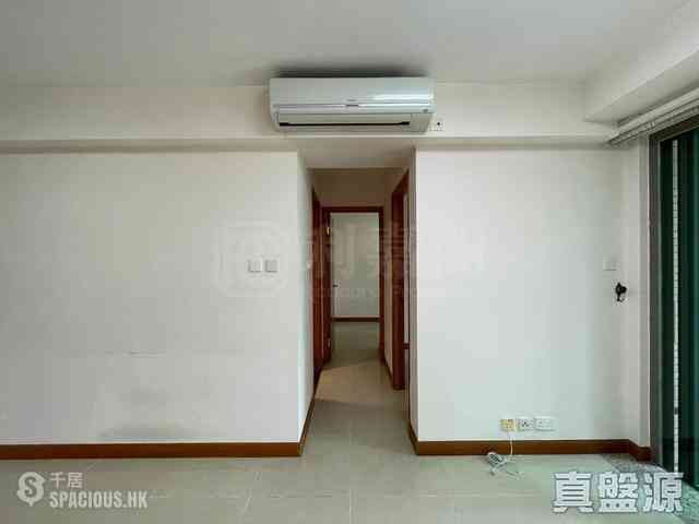 Tseung Kwan O - The Grandiose Block 1 05