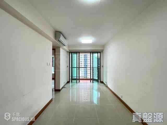 Tseung Kwan O - The Grandiose Block 1 06