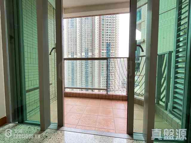 Tseung Kwan O - The Grandiose Block 1 07