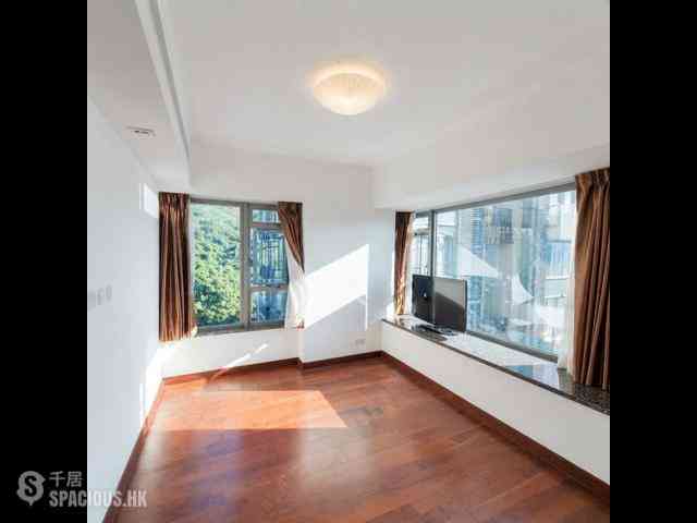 Tai Hang - Serenade Block 1 07